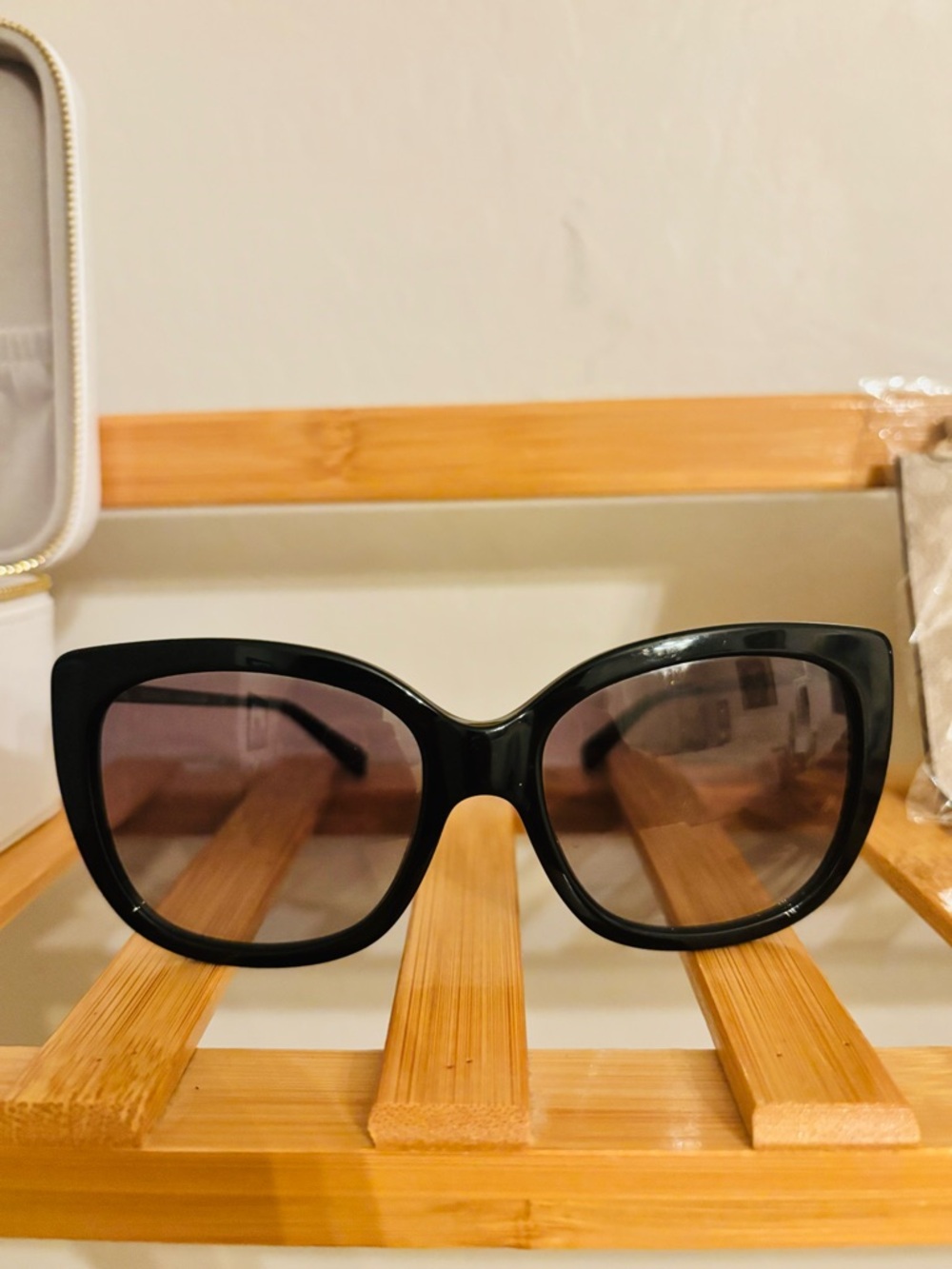 Coach Black Oversized Square Sunglasses with Gradient Lenses - Picture 5 of 13